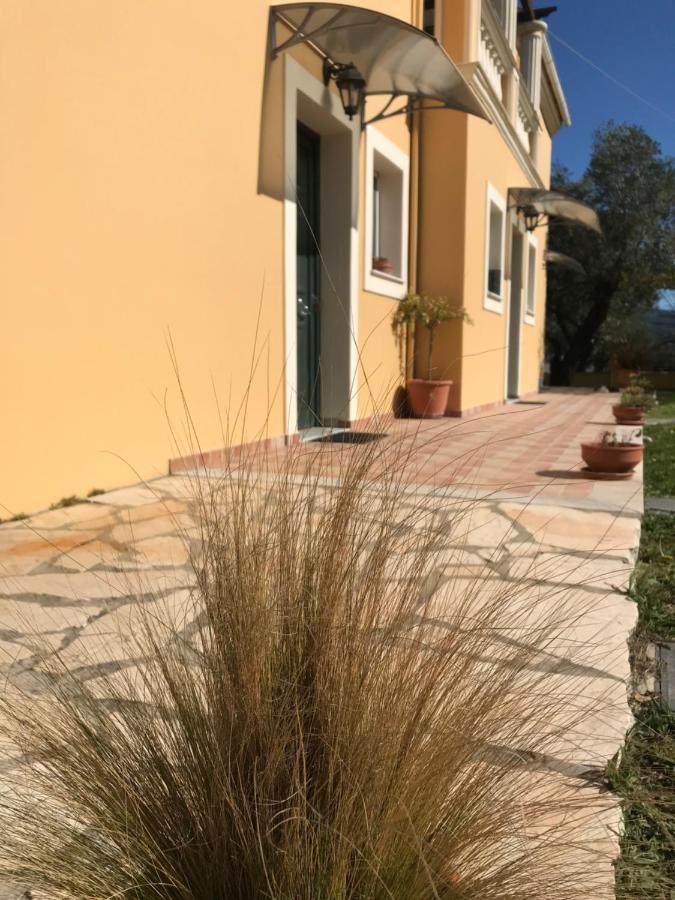 רודה L'Eremo Luxury Apartments מראה חיצוני תמונה