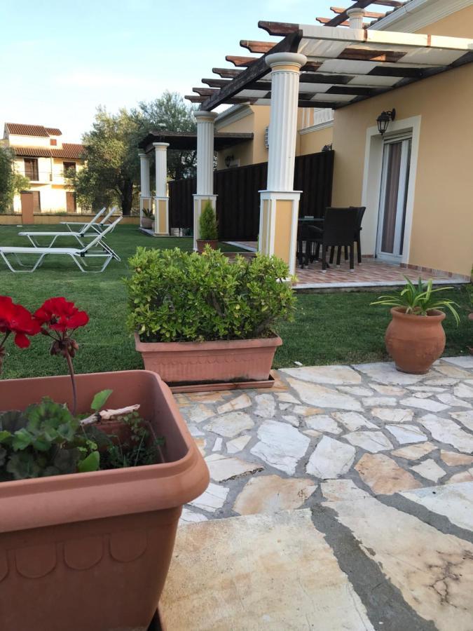 רודה L'Eremo Luxury Apartments מראה חיצוני תמונה