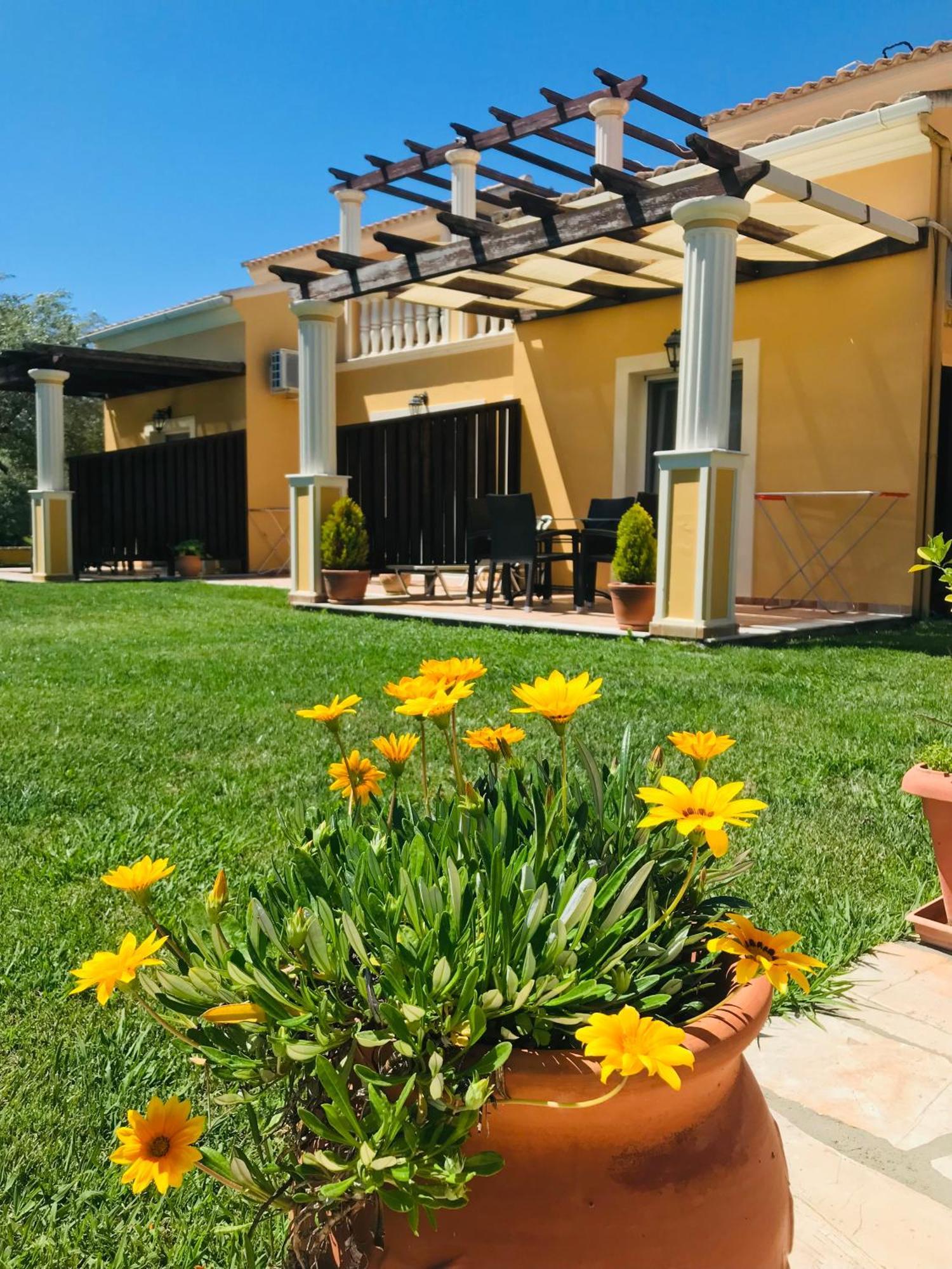 רודה L'Eremo Luxury Apartments מראה חיצוני תמונה